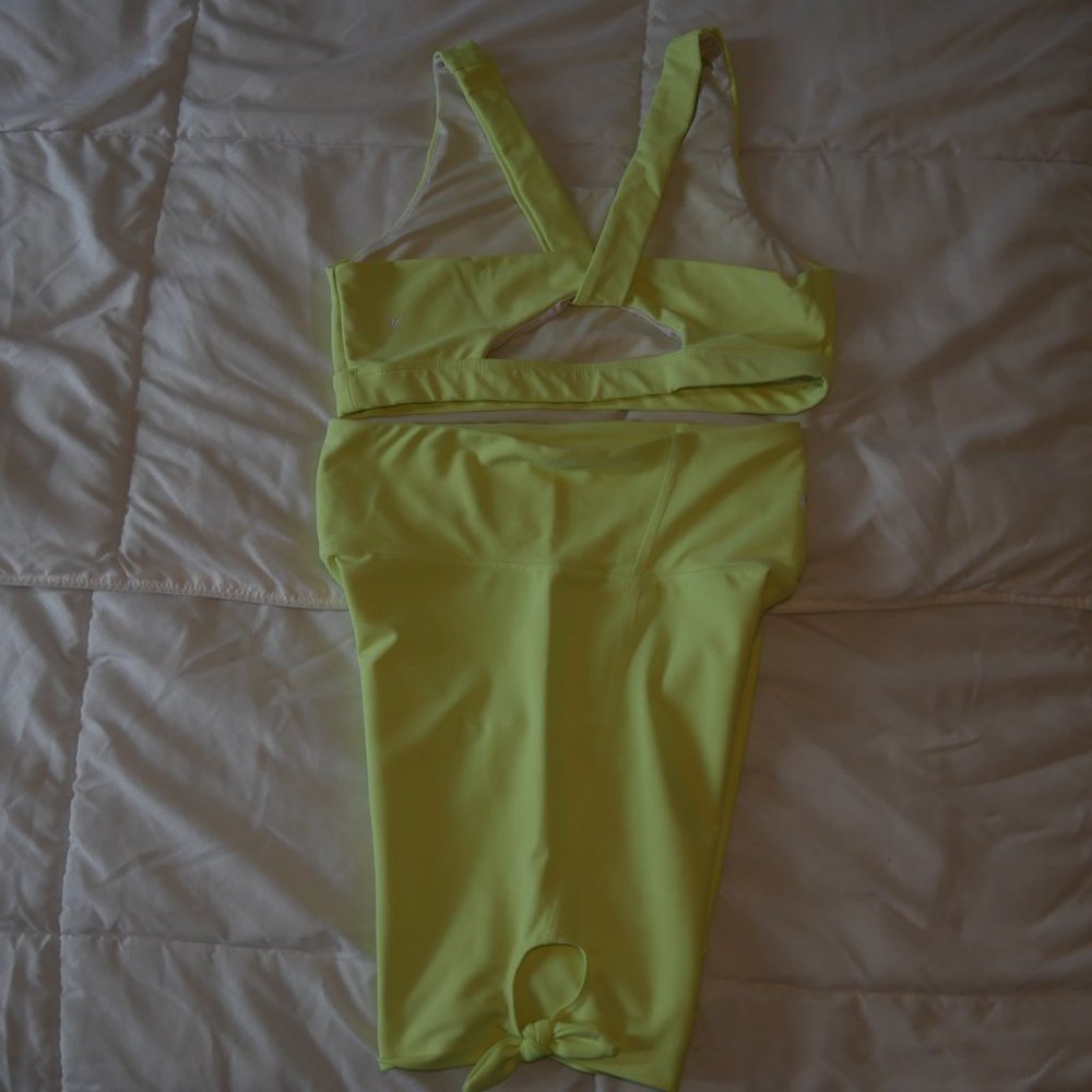 Active Wear - Picture 5 of 5